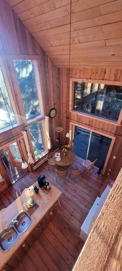 Ocean Views & Sunset Beach Cabin With Soaker Tub & Fire Pit Villa Powell River Dış mekan fotoğraf